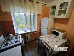 2-к квартира, вторичка, 46м2, 3/5 этаж