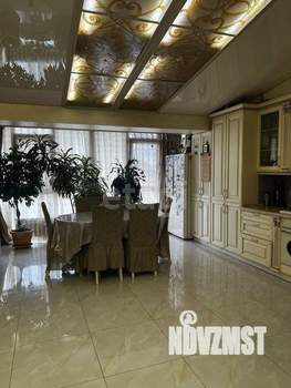 4-к квартира, вторичка, 136м2, 4/4 этаж