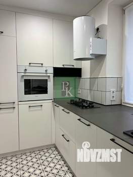 2-к квартира, вторичка, 40м2, 1/5 этаж