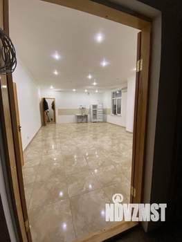 4-к квартира, вторичка, 166м2, 3/3 этаж