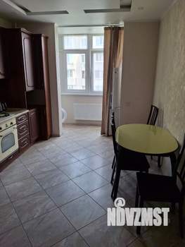 2-к квартира, вторичка, 67м2, 8/10 этаж