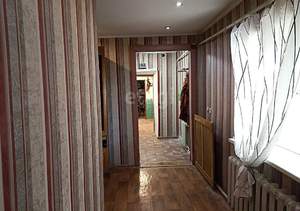 2-к квартира, вторичка, 52м2, 1/1 этаж