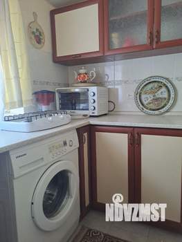 2-к квартира, вторичка, 42м2, 1/1 этаж