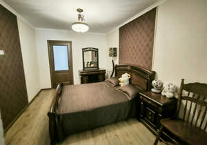 3-к квартира, вторичка, 77м2, 1/5 этаж