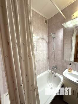 2-к квартира, вторичка, 50м2, 9/9 этаж