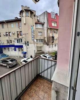 3-к квартира, вторичка, 65м2, 2/2 этаж