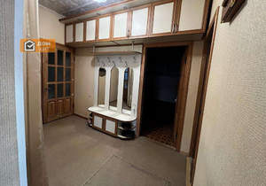 4-к квартира, вторичка, 105м2, 1/1 этаж