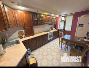 4-к квартира, вторичка, 113м2, 1/10 этаж