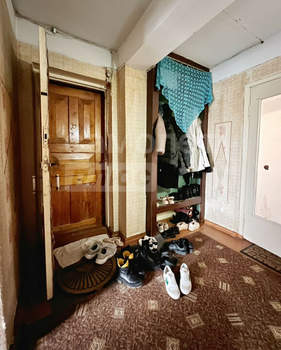 3-к квартира, вторичка, 64м2, 5/5 этаж