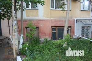 2-к квартира, вторичка, 42м2, 1/5 этаж