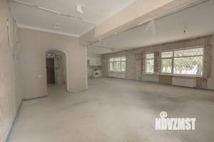 5-к квартира, вторичка, 195м2, 1/3 этаж