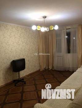3-к квартира, вторичка, 63м2, 1/5 этаж