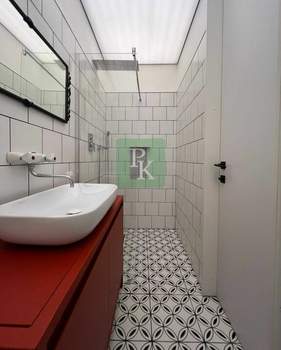 2-к квартира, вторичка, 40м2, 1/5 этаж