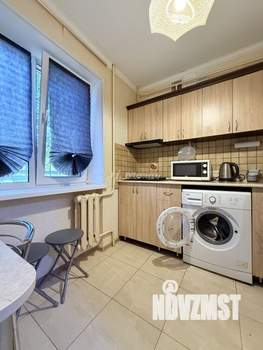 3-к квартира, вторичка, 56м2, 1/5 этаж