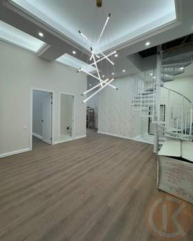 4-к квартира, вторичка, 140м2, 8/9 этаж