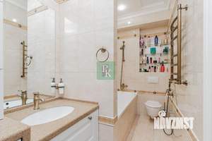 3-к квартира, вторичка, 68м2, 5/5 этаж