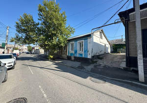 2-к квартира, вторичка, 39м2, 1/1 этаж