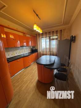 3-к квартира, вторичка, 97м2, 11/11 этаж