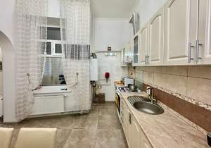 3-к квартира, вторичка, 65м2, 2/2 этаж