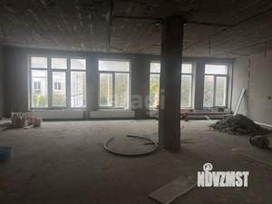 4-к квартира, вторичка, 181м2, 1/1 этаж