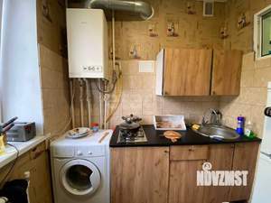 3-к квартира, вторичка, 52м2, 2/2 этаж