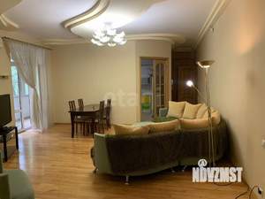 4-к квартира, вторичка, 126м2, 2/3 этаж