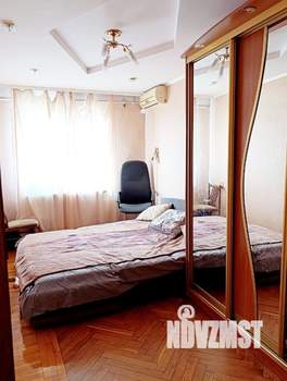 3-к квартира, вторичка, 54м2, 5/5 этаж