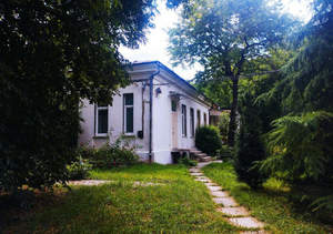 2-к квартира, вторичка, 44м2, 1/1 этаж