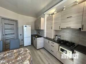 1-к квартира, вторичка, 42м2, 8/10 этаж