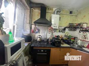 2-к квартира, вторичка, 40м2, 1/4 этаж