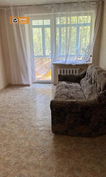 2-к квартира, вторичка, 42м2, 1/5 этаж