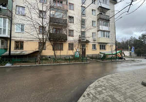 3-к квартира, вторичка, 56м2, 5/5 этаж