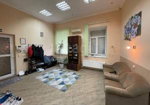 3-к квартира, вторичка, 78м2, 1/1 этаж