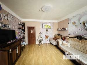 2-к квартира, вторичка, 60м2, 1/10 этаж