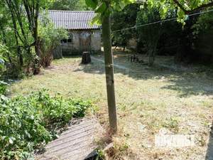 2-к квартира, вторичка, 30м2, 1/1 этаж